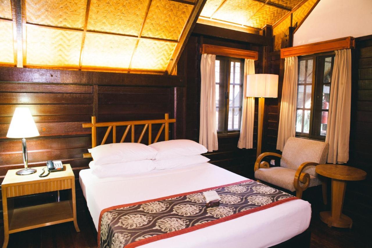 Hotel Mutiara Taman Negara Kuala Tahan Esterno foto