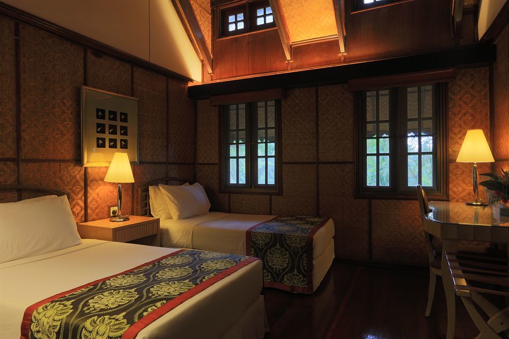 Hotel Mutiara Taman Negara Kuala Tahan Esterno foto